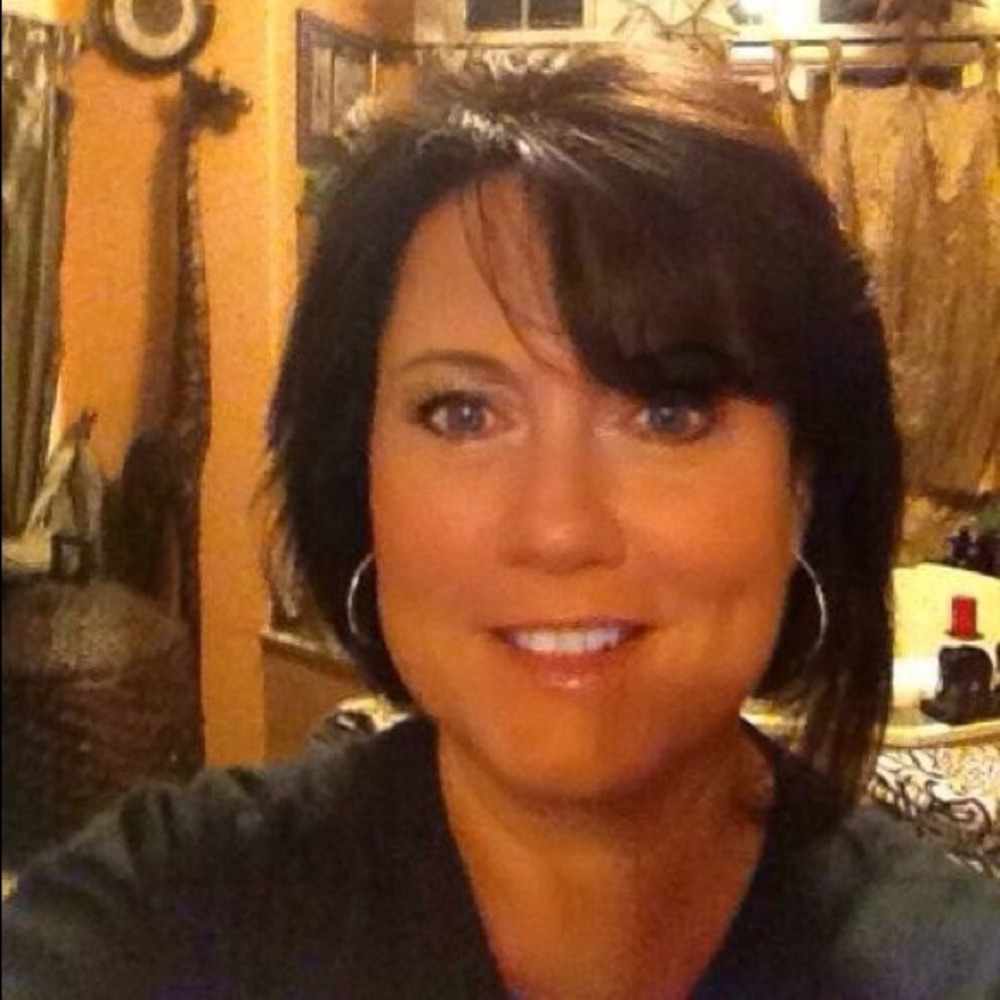 Meet your Posher, Dayna